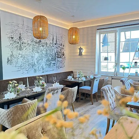 Hotell Pfennigskrug 3*