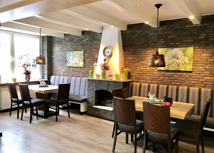 Hotel Pfennigskrug 3*